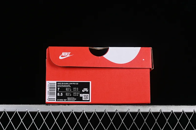 All categories Nk SB Dunk Series Nk SB Dunk Low low-top sneakers Otomo Katsuhiro x Nk SB Dunk Low "Steamboy OST" Otomo Katsuhiro co-branded double hook SB low-top sports and leisure sneakers CT2552-897